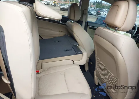 2011 Kia Sorento Lx V6 from USA, damaged, VIN 5XYKTDA25BG066001